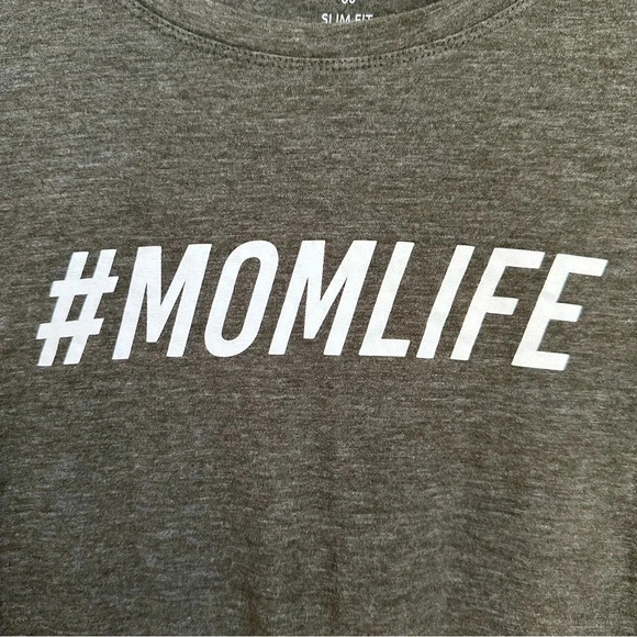 Torrid #MomLife Slim Fit Crewneck Short Sleeve Tee Olive Green Sz 00, M, 10 GUC - Picture 3 of 6